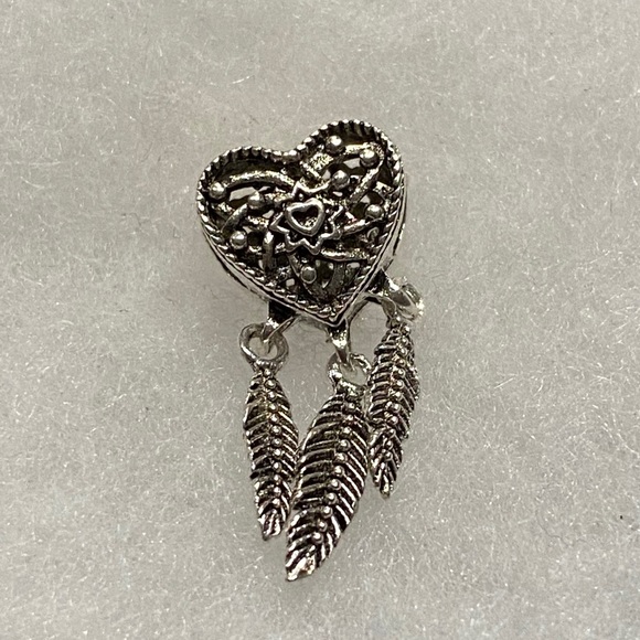 NEW•Silver Heart shaped Dreamcatcher DIY charm - Picture 2 of 5